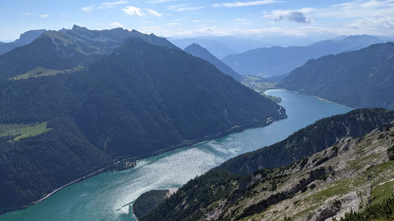 You are currently viewing Karwendel: Überschreitung Seekarspitze (2053m) und Seebergspitze (2085m)