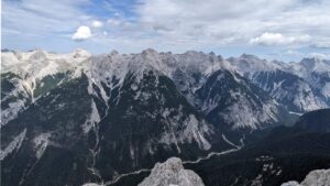 Read more about the article Karwendel: Bike and Hike Hoher Gleirsch (2492m)