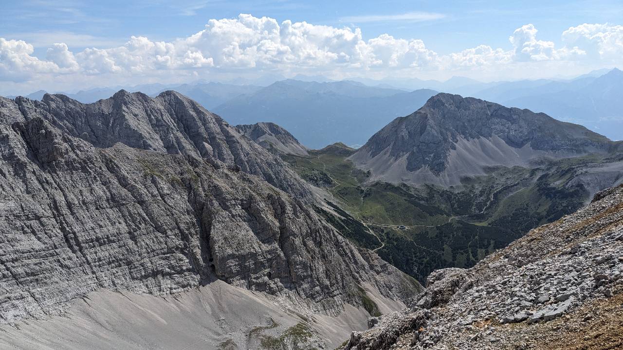 You are currently viewing Karwendel: Bike and Hike Kaskarspitze (2580 m)