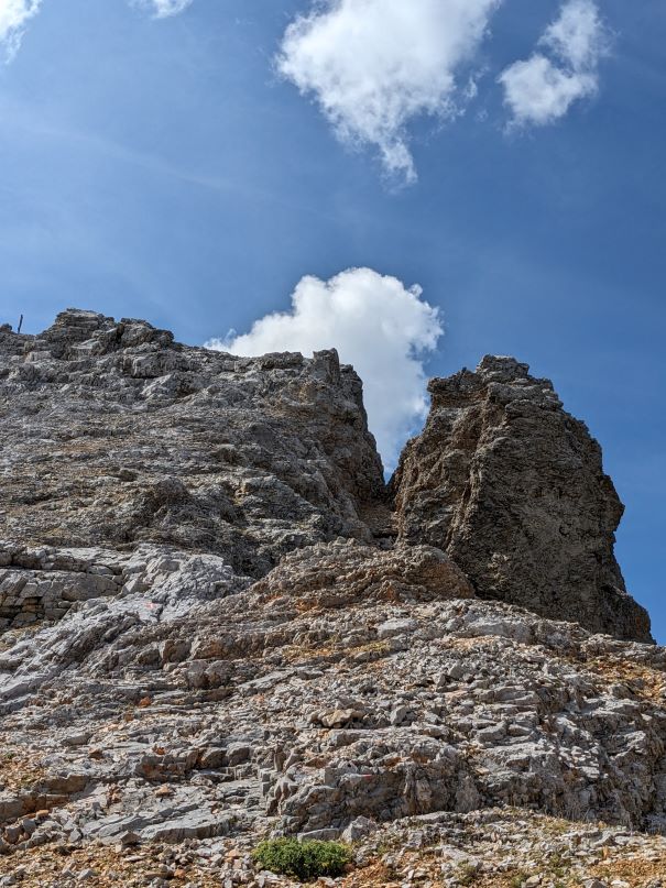 Gipfelaufbau Kaskarspitze. Kaskarspitze schwierig einsam alleine