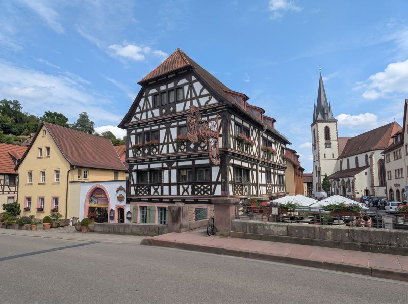 Read more about the article Alpencross Ost – West mit dem MTB: 24. Etappe von Lahr nach Östringen