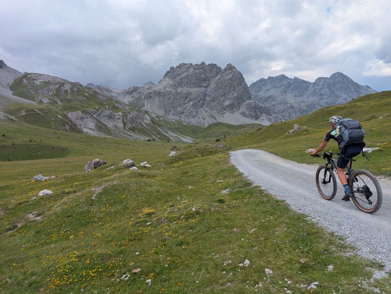 Read more about the article Alpencross Ost – West mit dem MTB: 10. Etappe von Prad nach Livigno